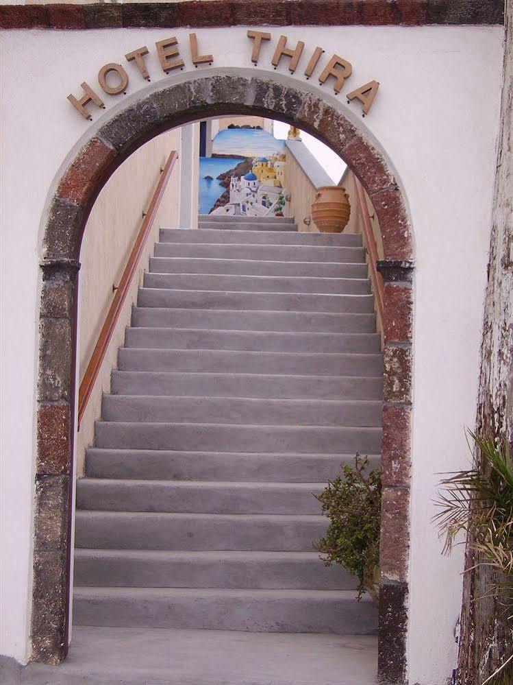 Hotel Thira *
